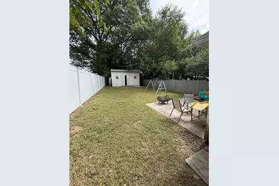 143 Saint James Cir, Springfield, MA 01104 - Photo 22