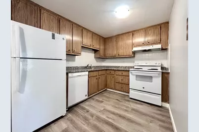 11 Old Colony Ln #1, Arlington, MA 02476 - Photo 2