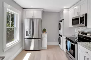 22 Berkley Rd, Hull, MA 02045 - Photo 18