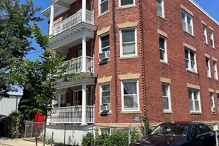 25 Perkins St, Salem, MA 01970 - Photo 1