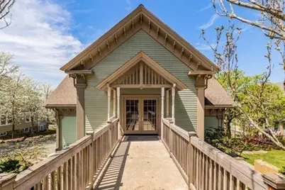 108 E Main St, Gloucester, MA 01930 - Photo 22