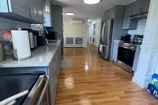 15 Heath St, Quincy, MA 02171 - Photo 4