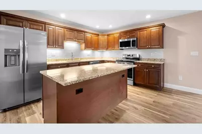 4 Sabrina Way #D, Agawam, MA 01001 - Photo 2