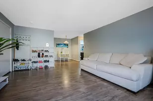 9 Royal Crest Dr, Randolph, MA 02368 - Photo 8