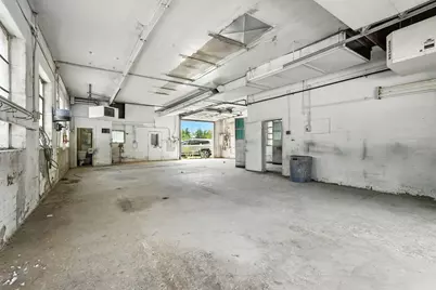 717 East St, Pittsfield, MA 01201 - Photo 8