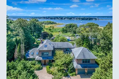 414 Point Rd, Marion, MA 02738 - Photo 2