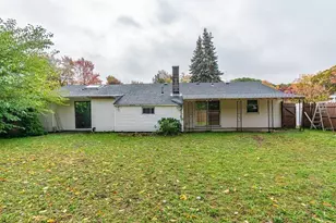 35 Bernadette St, Fitchburg, MA 01420 - Photo 28