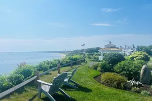 619 White Cliff Dr, Plymouth, MA 02360 - Photo 2