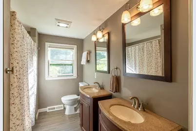 102-102A High St, Plainville, MA 02762 - Photo 36