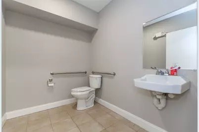 2 Rhubena St, Framingham, MA 01702 - Photo 12