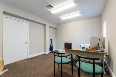 2 Rhubena St, Framingham, MA 01702 - Photo 10