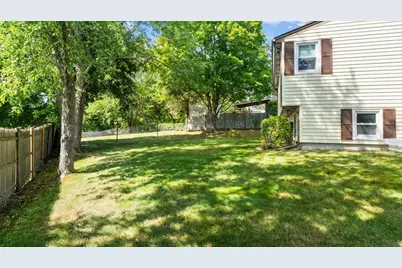 129 Anawan St, Brockton, MA 02302 - Photo 4