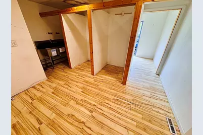 878 Sumner Ave, Springfield, MA 01108 - Photo 8