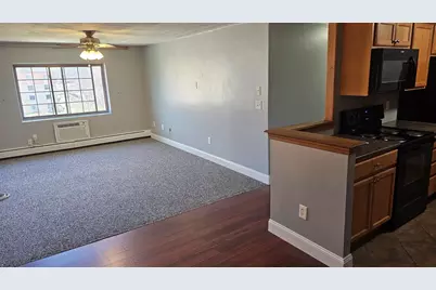 135 Grove Street #140, Rockland, MA 02370 - Photo 6