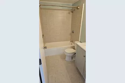 135 Grove Street #140, Rockland, MA 02370 - Photo 10