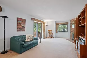 32 Whalers, Salem, MA 01970 - Photo 8