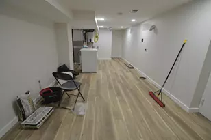 112 Lynde St, Melrose, MA 02176 - Photo 12