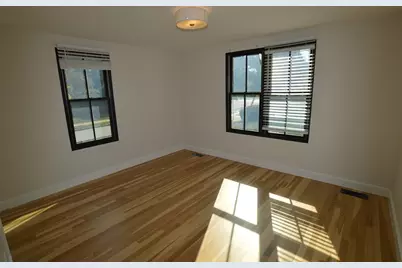 112 Lynde St #1, Melrose, MA 02176 - Photo 8