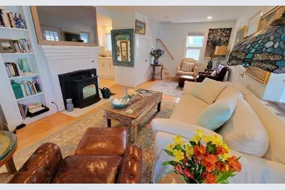 11 Harbor Street, Newburyport, MA 01950 - Photo 14
