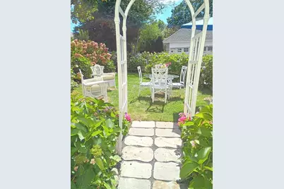 333 Langley St., Fall River, MA 02720 - Photo 10