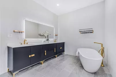 20 Amberwood Dr, Winchester, MA 01890 - Photo 22