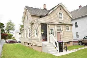 5 Vernon St, Holyoke, MA 01040 - Photo 32