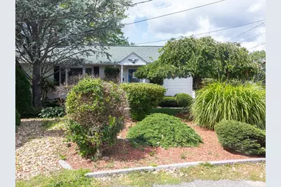 23 Canna Dr, Shrewsbury, MA 01545 - Photo 2