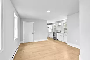 62 Grove St, Fitchburg, MA 01420 - Photo 12