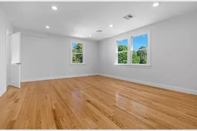 321 Albemarle Rd, Newton, MA 02460 - Photo 22