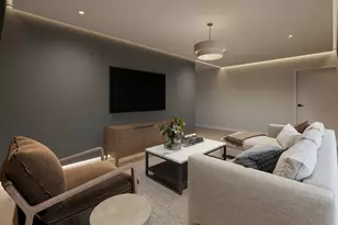 34 Governor Winthrop Rd, Somerville, MA 02145 - Photo 16