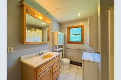 198 Union Rd, Wales, MA 01081 - Photo 32