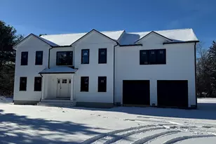 247 Braley Hill Rd, Rochester, MA 02770 - Photo 1