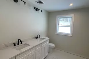 2 Bc Ln, Berkley, MA 02779 - Photo 12