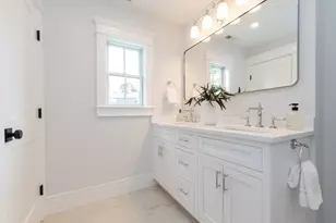 17 Lasell St, Newton, MA 02466 - Photo 20