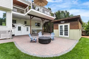 409 Haverhill St, Reading, MA 01867 - Photo 8