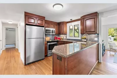 409 Haverhill Street, Reading, MA 01867 - Photo 20