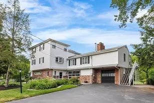 409 Haverhill St, Reading, MA 01867 - Photo 4