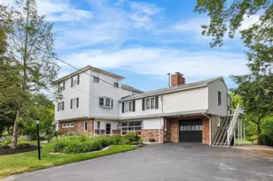 409 Haverhill St, Reading, MA 01867 - Photo 4