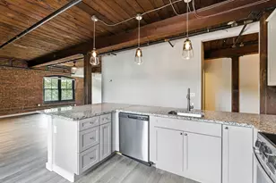 55 Sterling St, Clinton, MA 01510 - Photo 6