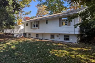 82 Brook St, Mansfield, MA 02048 - Photo 14