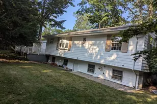 82 Brook St, Mansfield, MA 02048 - Photo 2