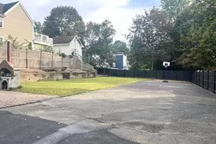 79 Franklin St, Stoneham, MA 02180 - Photo 2