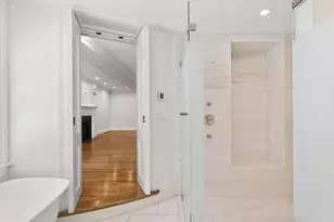 20 Chestnut St, Boston, MA 02108 - Photo 22