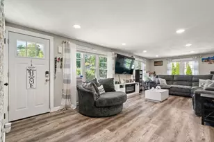 14 Jamieson St, Abington, MA 02351 - Photo 6