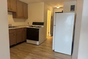 100 Magnolia Ave, Lynn, MA 01904 - Photo 10