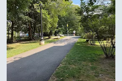 32 Whites Ave #D33, Watertown, MA 02472 - Photo 20