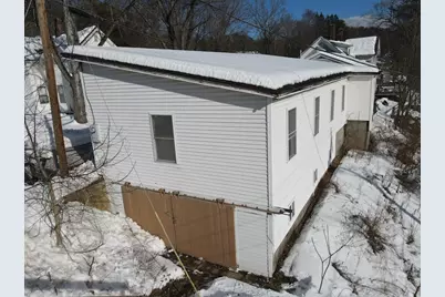10 E Prospect St, Erving, MA 01344 - Photo 34