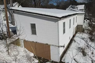 10 E Prospect St, Erving, MA 01344 - Photo 34