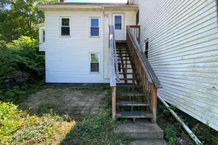 10 E Prospect St, Erving, MA 01344 - Photo 36