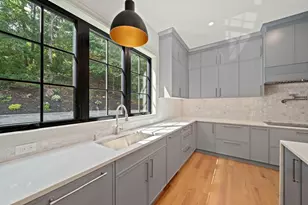 44 Lovett St, Newton, MA 02459 - Photo 4